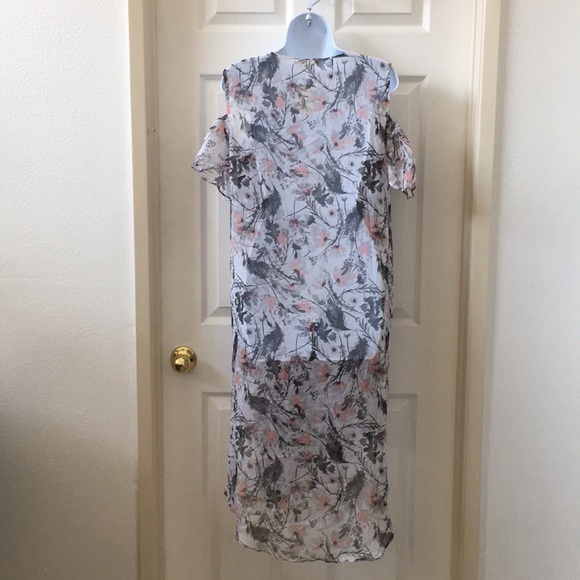 MUDD Cold shoulder sheer vest/kimono - Picture 4 of 6